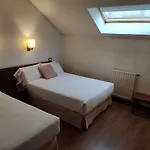 Hotel Compostela 2*