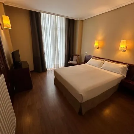 Hotel Compostela