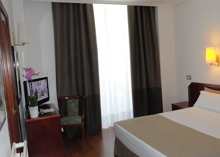 Compostela Otel Vigo